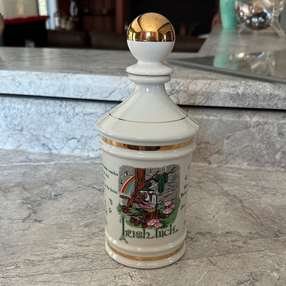 Stitzel Weller Irish Luck whiskey jug with Gold Accents